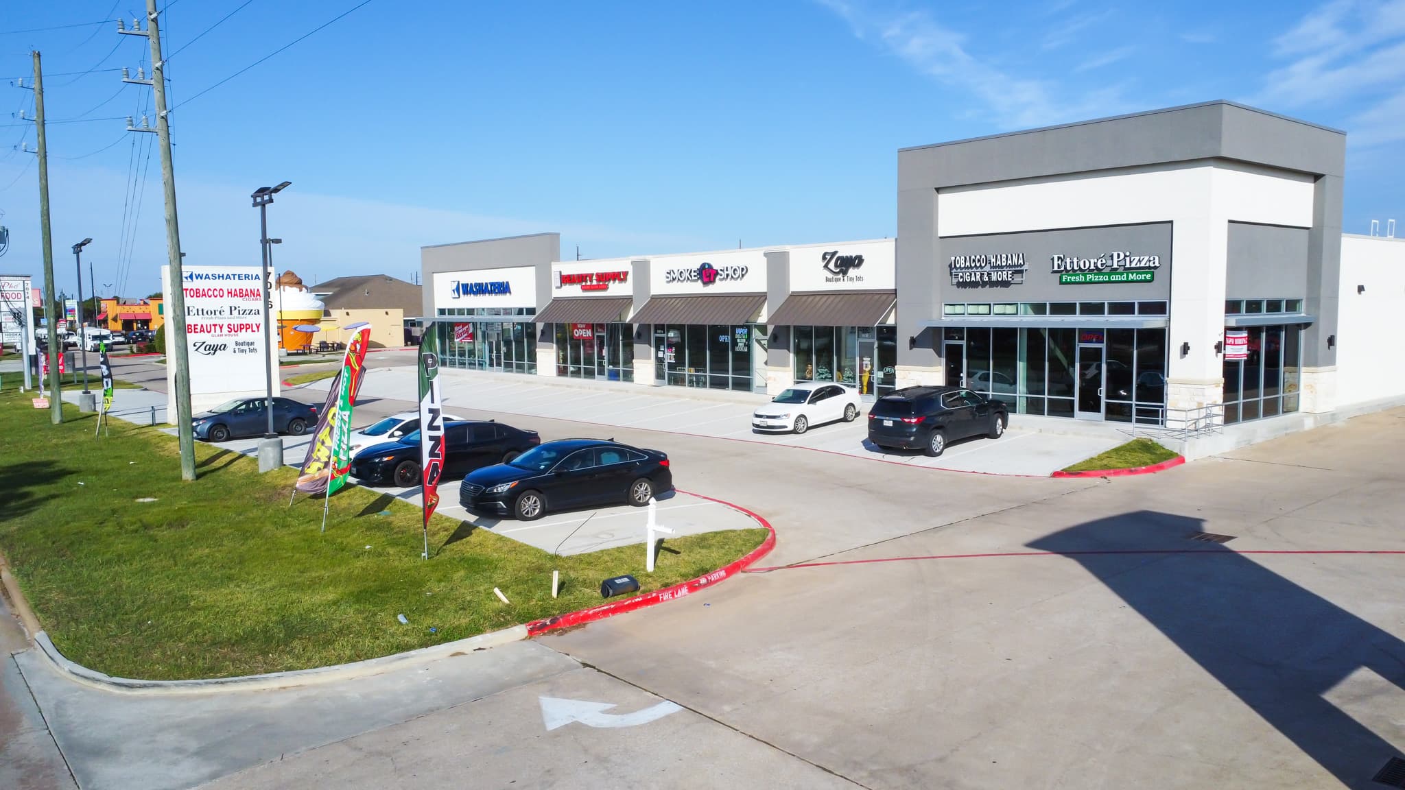 Retail and commercial real estate imagery